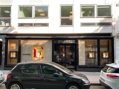 chanel avenue montaigne 42|Boutique CHANEL PARIS 42 MONTAIGNE Paris .